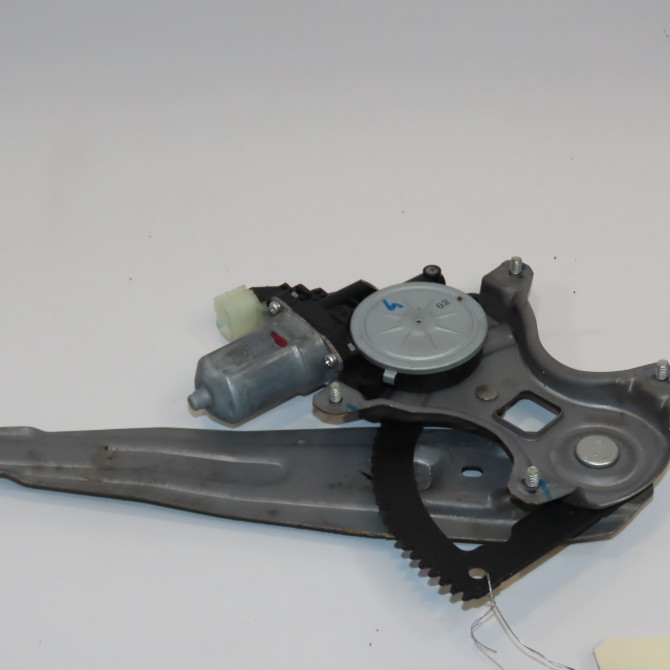 Mecanisme+moteur leve-glace arg occasion HYUNDAI I 20 I phase 2 06-2012->03-2015 1.2i 85ch 834031J010 1