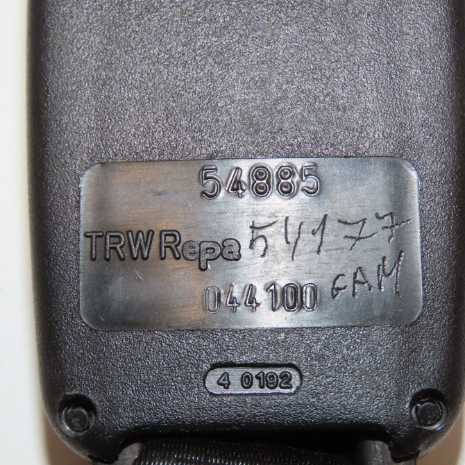 Ancrage ceinture arrière droit occasion PEUGEOT 406 Phase 2 04-1999->04-2004 2.2 HDI 133ch 3