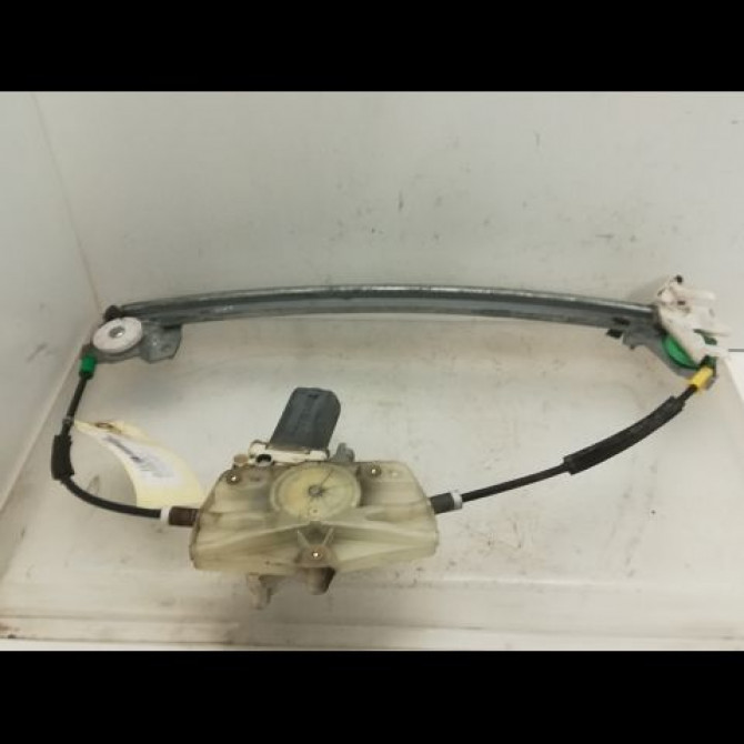 Mecanisme + moteur lève-glace avant droit occasion PEUGEOT 406 Phase 2 04-1999->04-2004 9222K5 2