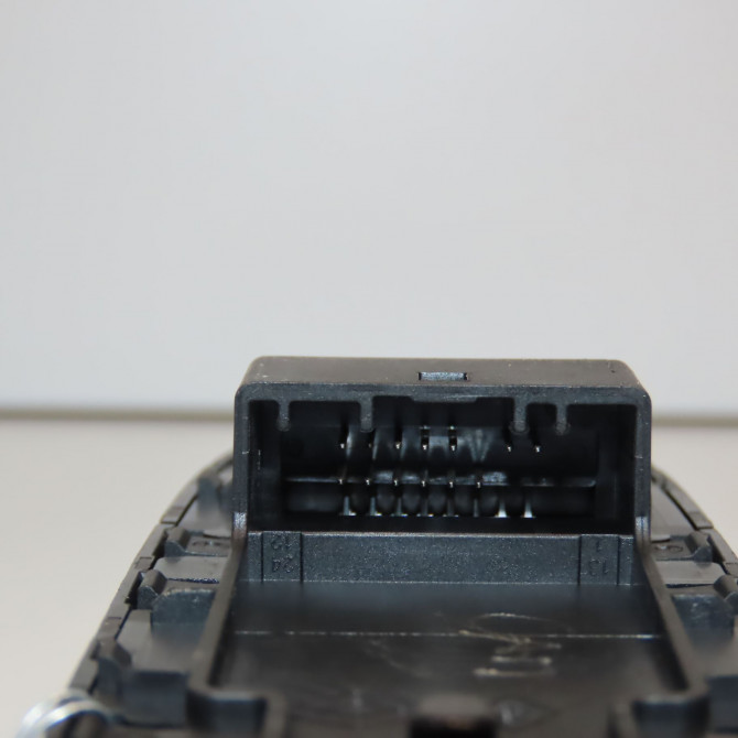 Commande lève-glace porte avant gauche occasion  254104196R 3