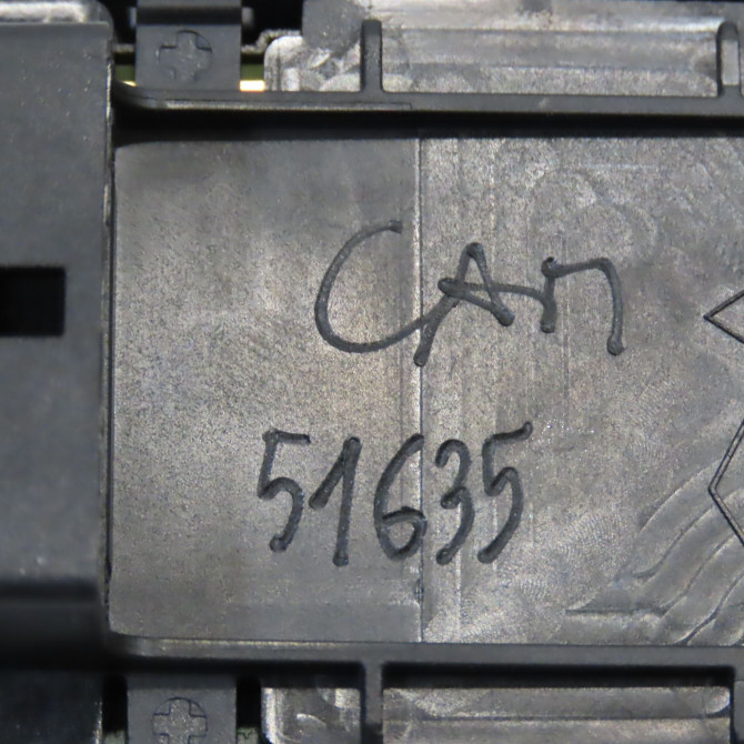 Commande lève-glace porte avant gauche occasion  254104196R 5