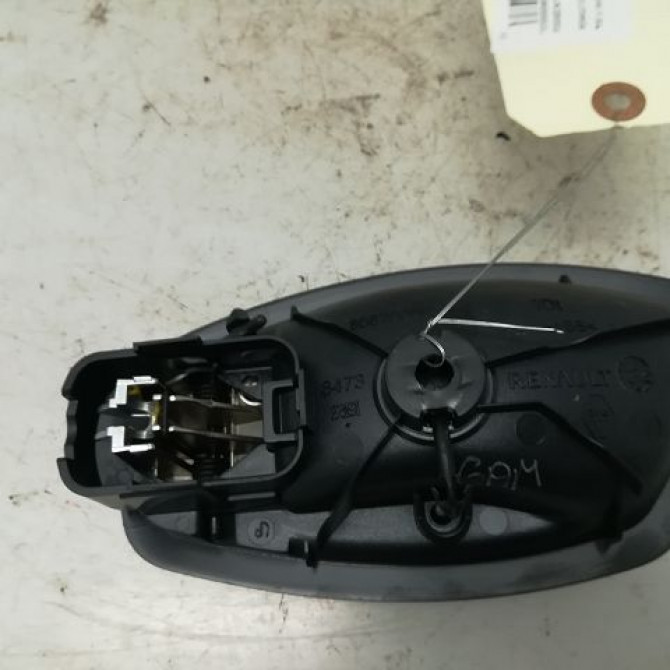 Poignee int porte avd occasion RENAULT CAPTUR Phase 1 02-2013->... 1.2i 118 16V 806701025R 2