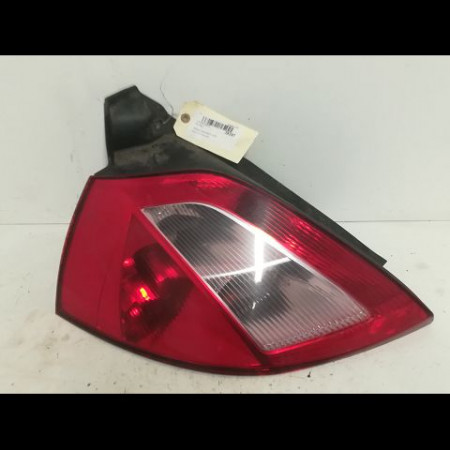 Feu arrière gauche occasion RENAULT MEGANE II Phase 1 09-2003->12-2005 1.5 DCI 80ch 8200073236