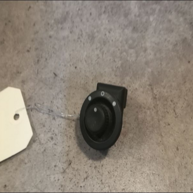 Commande rétroviseurs extérieures électriques occasion RENAULT CLIO III Phase 1 09-2005->03-2009 1.5 DCI 70ch 255704649R 1