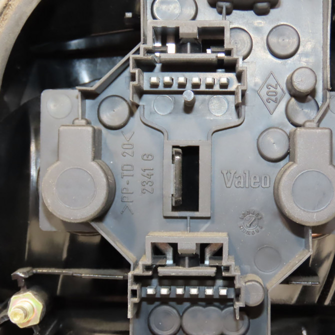 Feu arrière gauche occasion RENAULT MEGANE SCENIC I Phase 2 08-1999->06-2003 7700428054 3