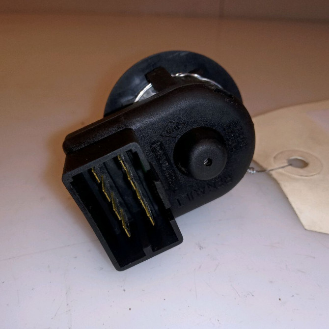 Commande rétroviseurs extérieures électriques occasion RENAULT CLIO III Phase 1 09-2005->03-2009 1.5 DCI 70ch 255704649R 2