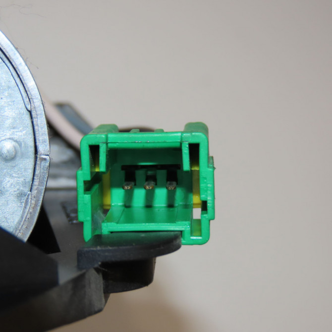 Moteur essuie-glace arrière occasion RENAULT SCENIC I Phase 2 08-1999->06-2003 1.6i 107ch 7700437775 3