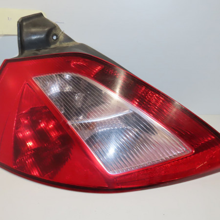 Feu arrière gauche occasion RENAULT MEGANE II Phase 1 09-2003->12-2005 1.6 16v 8200073236