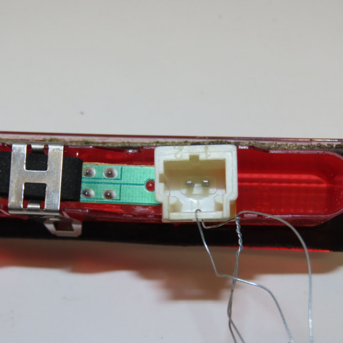 Feux stop supplementaire occasion RENAULT MEGANE II Phase 2 01-2006->06-2009 1.9 DCI 130ch 8200073239 3