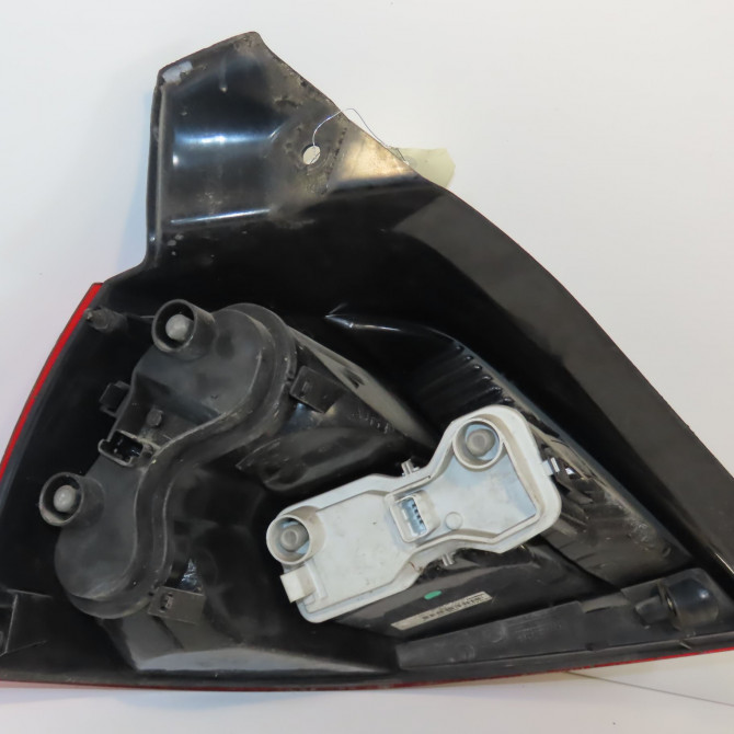 Feu arrière droit occasion RENAULT MEGANE II Phase 1 09-2003->12-2005 1.5 DCI 100ch 8200073237 2
