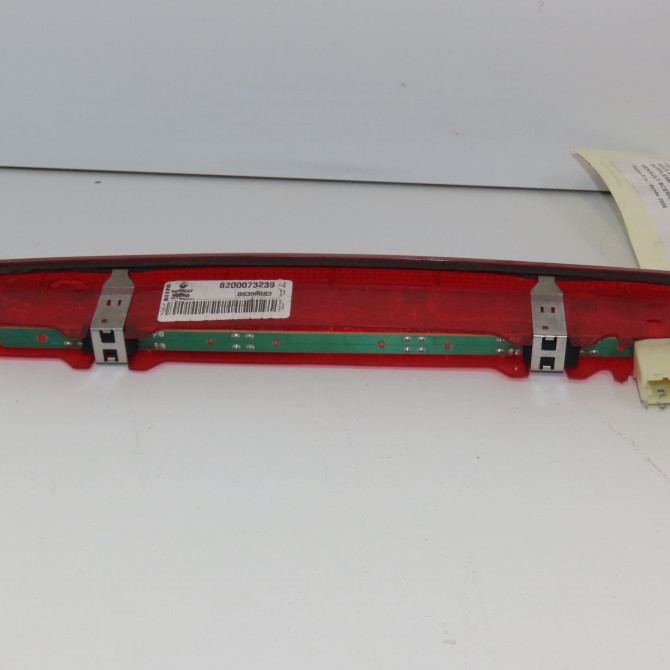 Feux stop supplementaire occasion RENAULT SCENIC II Phase 2 09-2006->04-2009 1.5 DCI 105ch 8200073239 2