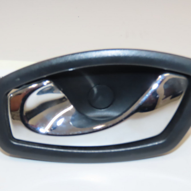 Poignee int porte avg occasion RENAULT TRAFIC III Phase 1 06-2014->... 1.6 DCI 120ch 806832629R 1