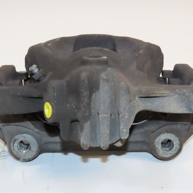 Etrier de frein avant gauche occasion RENAULT TRAFIC III Phase 1 06-2014->... 1.6 DCI 120ch 410119298R 3