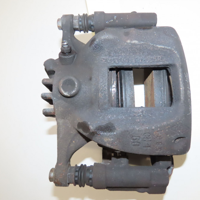 Etrier de frein avant gauche occasion RENAULT TRAFIC III Phase 1 06-2014->... 1.6 DCI 120ch 410119298R 4