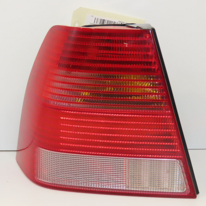 Feu arrière gauche occasion VOLKSWAGEN BORA Phase 1 10-1998->12-2005 1.9 TDI 100ch 1J5945095AA 1