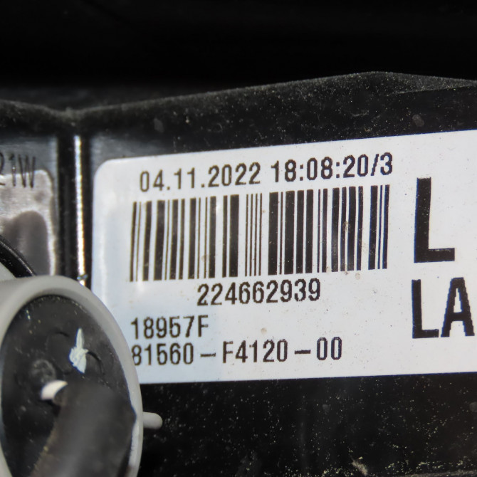 Feu arrière gauche occasion  81560F4130 4