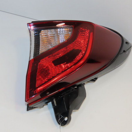 Feu arrière droit occasion  81550F4130
