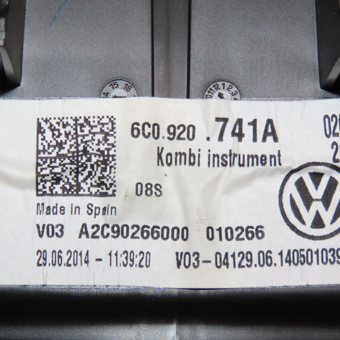 Compteur occasion VOLKSWAGEN POLO V Phase 2 02-2014->... 1.4 TDI 90ch 6C0920741A 4