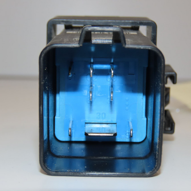 Boitier de préchauffage occasion VOLKSWAGEN POLO V Phase 2 02-2014->... 1.4 TDI 90ch 4B907281 2