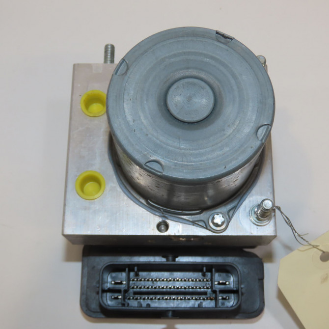 Unité hydraulique ABS occasion VOLKSWAGEN POLO V Phase 2 02-2014->... 1.4 TDI 90ch 6C0614517RBEF 3