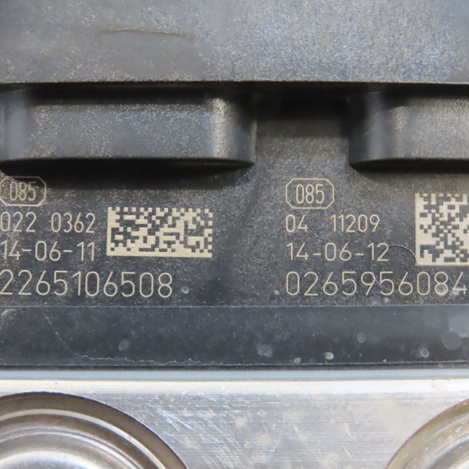 Unité hydraulique ABS occasion VOLKSWAGEN POLO V Phase 2 02-2014->... 1.4 TDI 90ch 6C0614517RBEF 4