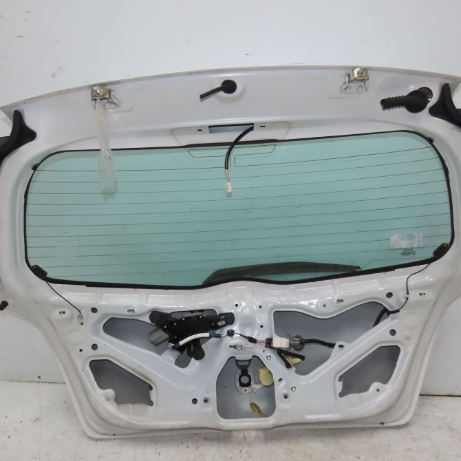 Hayon occasion TOYOTA YARIS II Phase 1 12-2005->11-2009 1.4 D-4D 670050D160 2