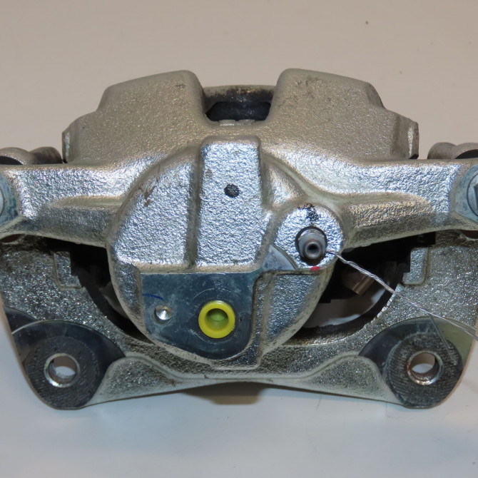 Etrier de frein avant droit occasion 3