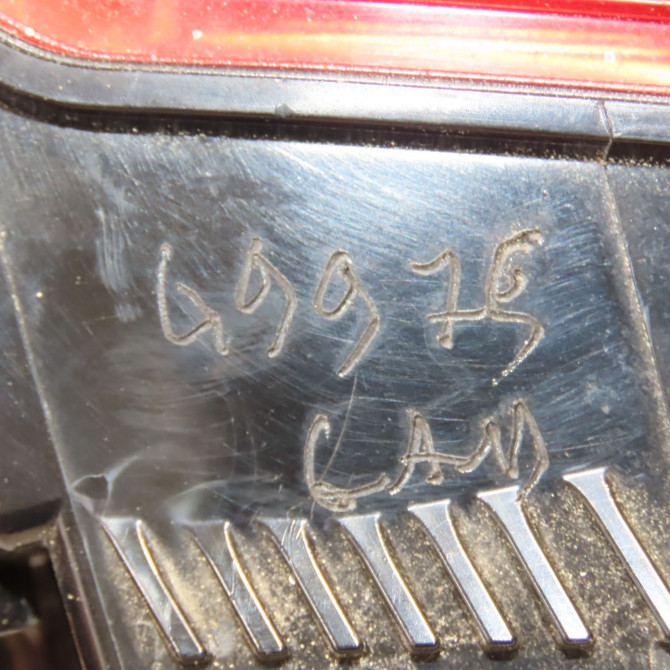 Feu arrière intérieur droit occasion 5