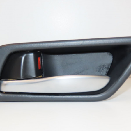 <span class="tt">Poignee int porte avg occasion  </span><span class="designation"> </span>