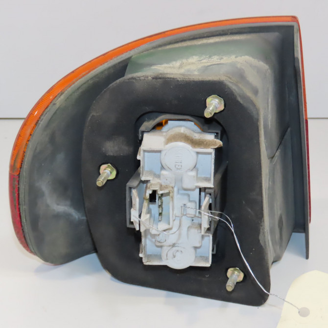 Feu arrière droit occasion FIAT PUNTO I Phase 1 04-1995->04-1999 1.6i 88ch 46730570 2