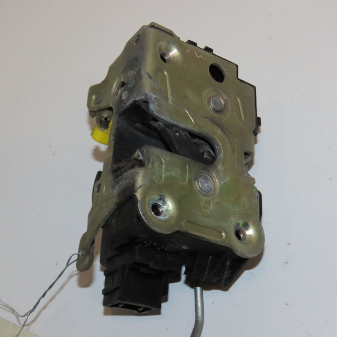 Serrure porte avd occasion RENAULT MASTER II Phase 3 06-2006->04-2010 2.5 DCI 100ch 8200147150 1