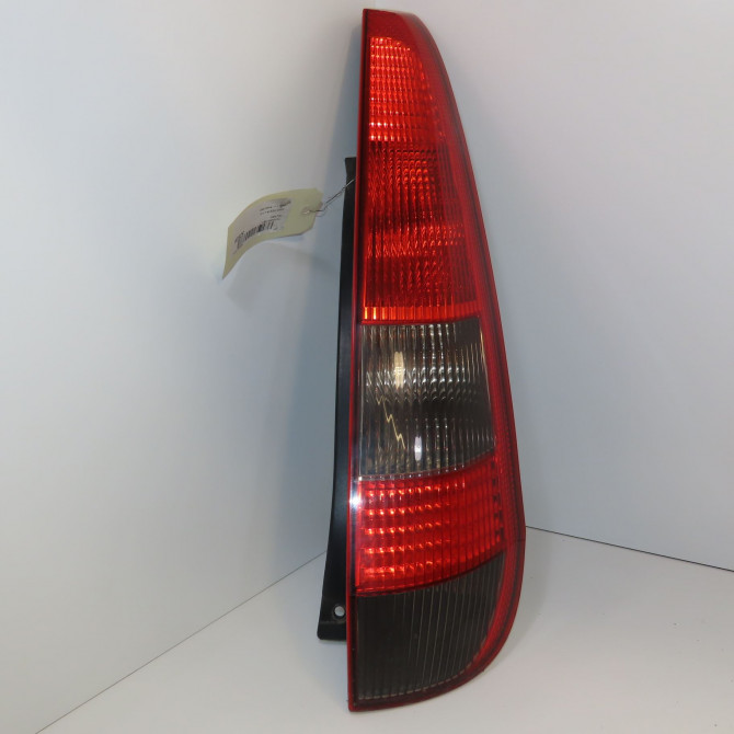 Feu arrière droit occasion FORD FIESTA V Phase 1 09-2002->10-2005 1.4i 1251792 1