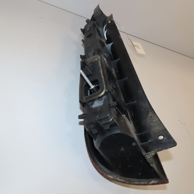 Feu arrière droit occasion FORD FIESTA V Phase 1 09-2002->10-2005 1.4i 1251792 2