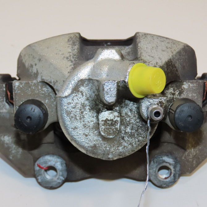 Etrier de frein avant droit occasion FORD ECOSPORT 2446952 3