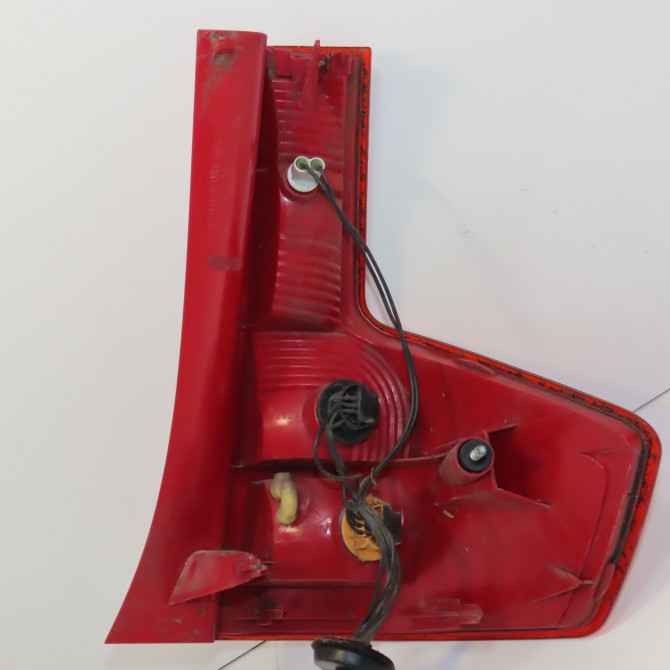 Feu arrière gauche occasion CITROEN C4 I Phase 1 11-2004->07-2008 1.4i 16v 6350T8 2