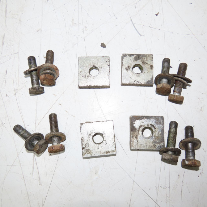 Attelage occasion HYUNDAI TUCSON I Phase 1 09-2004->10-2010 2.0 CRDI 140ch 2WD E61002E000 3