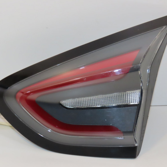 Feu arrière intérieur droit occasion FORD 2579085 1