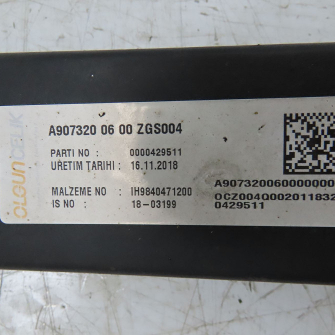 Lame de ressort arg occasion MERCEDES SPRINTER II 9073200400 4