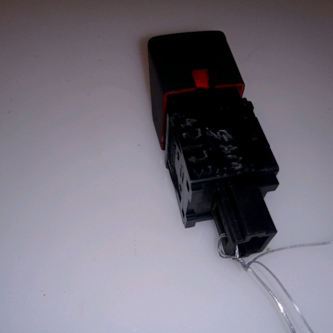 Bouton de warning occasion NISSAN QASHQAI II Phase 1 02-2014->... 252904BA0A 2