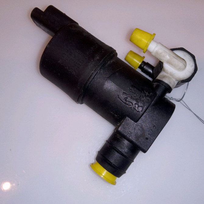 Pompe lave-glace avant occasion PEUGEOT 208 208 Phase 1 2012-03-01->2015-09-30 1.2 VTI 82ch 643475 1