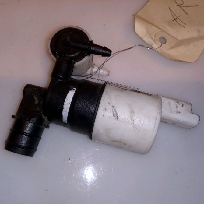 Pompe lave-glace avant occasion PEUGEOT 308 I Phase 1 09-2007->03-2011 1.6 HDI 16v 110ch 643475 2