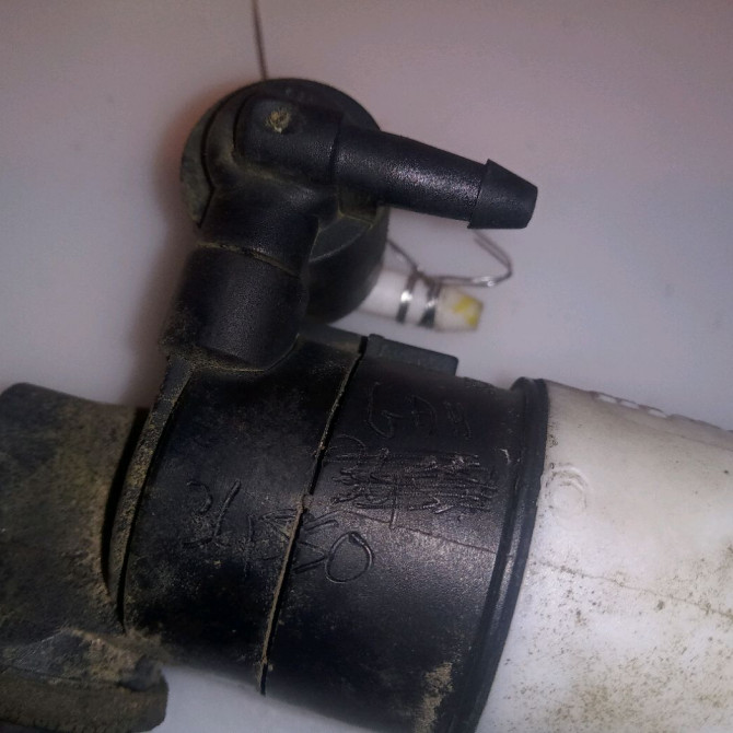 Pompe lave-glace avant occasion PEUGEOT 307 Phase 1 04-2001->06-2005 2.0 HDI 16v 110ch 643475 4