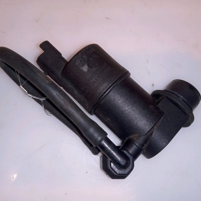 Pompe lave-glace avant occasion CITROEN C2 Phase 1 09-2003->10-2008 1.1i 643475 2