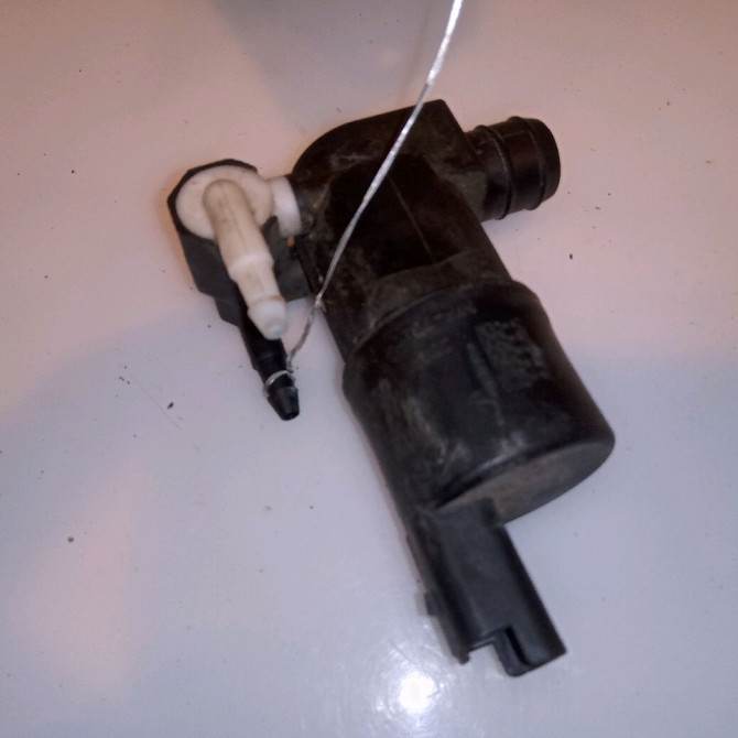 Pompe lave-glace avant occasion PEUGEOT 208 208 Phase 1 2012-03-01->2015-09-30 1.6 VTI 120ch 643475 1