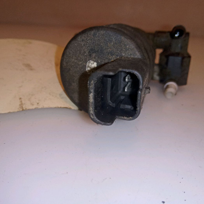 Pompe lave-glace avant occasion CITROEN C3 I Phase 1 04-2002->10-2005 1.4HDI 8v 70ch 643475 3