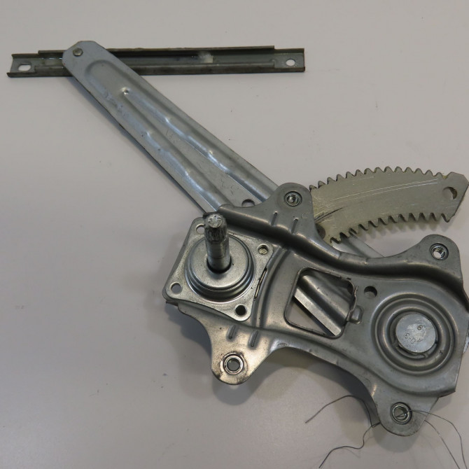 Mecanisme leve-glace arrière droit occasion NISSAN MICRA V Phase 1 02-2017->... 827205FA0A 1