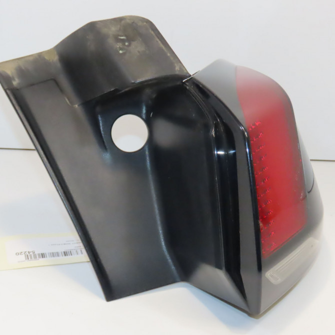 Feu arrière droit occasion PEUGEOT 5008 II Phase 1 10-2016->... 9811028180 2
