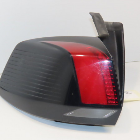 Feu arrière gauche occasion PEUGEOT 5008 II Phase 1 10-2016->... 9811028080