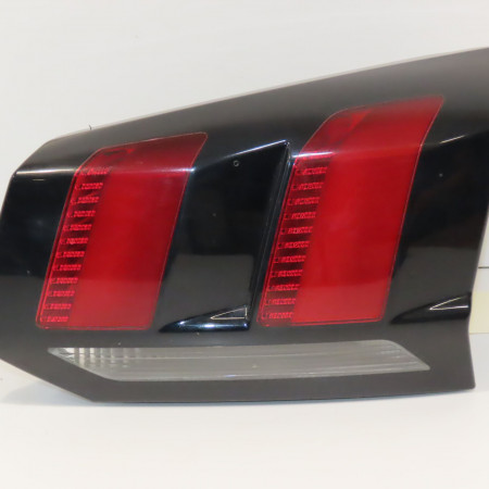 Feu arrière intérieur droit occasion PEUGEOT 5008 II Phase 1 10-2016->... 9811027780