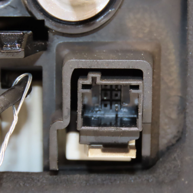 Feu arrière intérieur droit occasion PEUGEOT 5008 II Phase 1 10-2016->... 9811027780 3